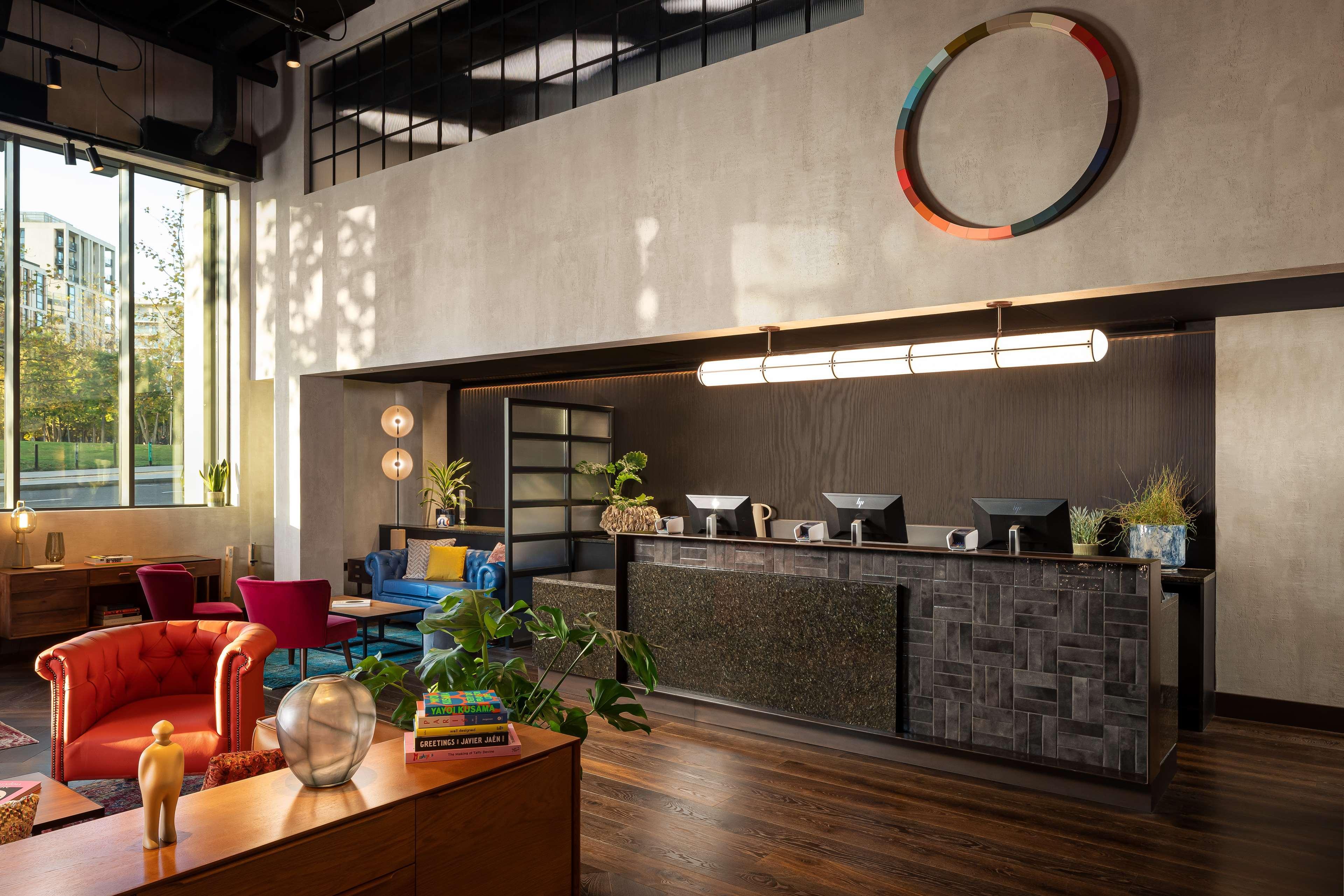 The Gantry London Curio Collection By Hilton 호텔 외부 사진