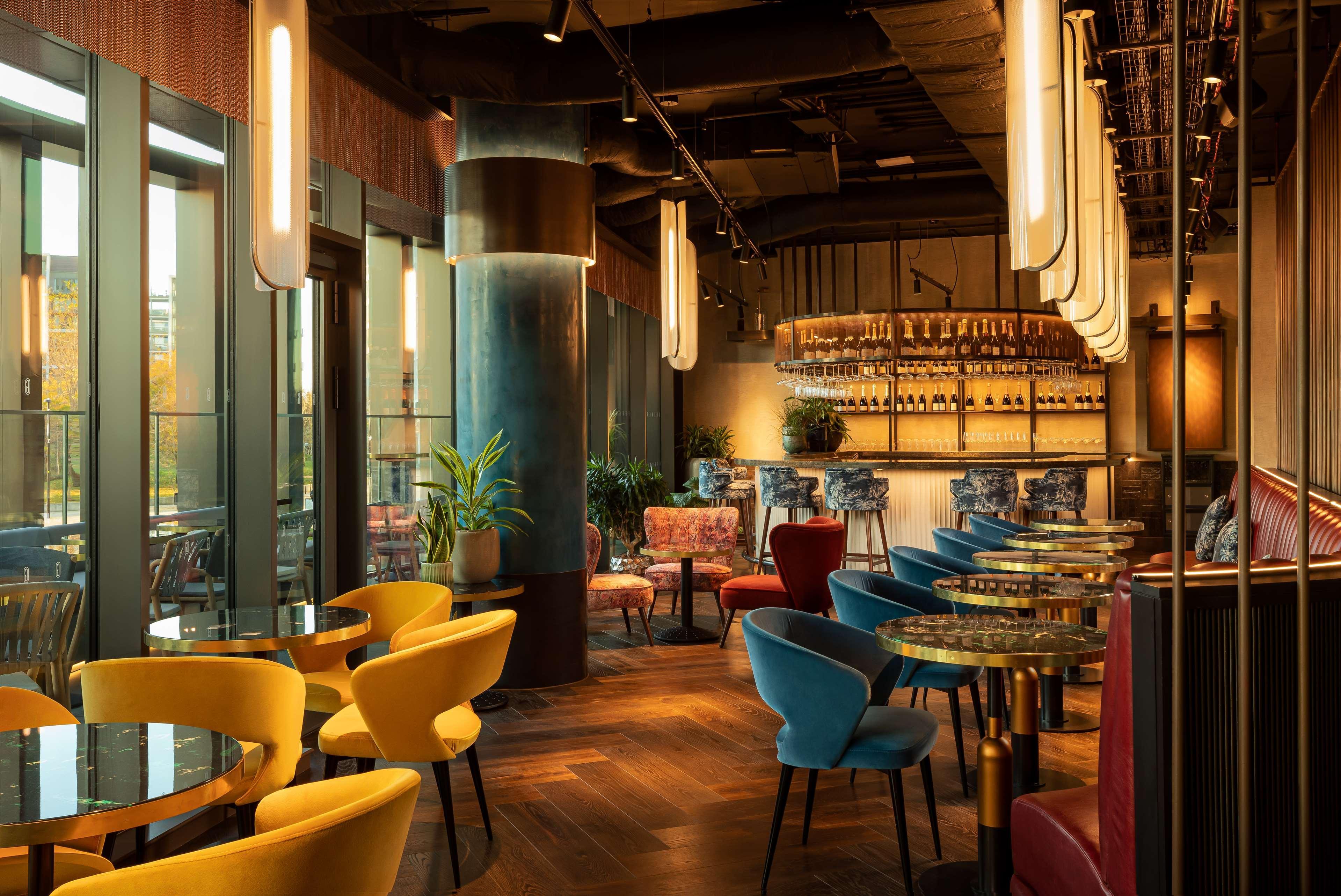 The Gantry London Curio Collection By Hilton 호텔 외부 사진